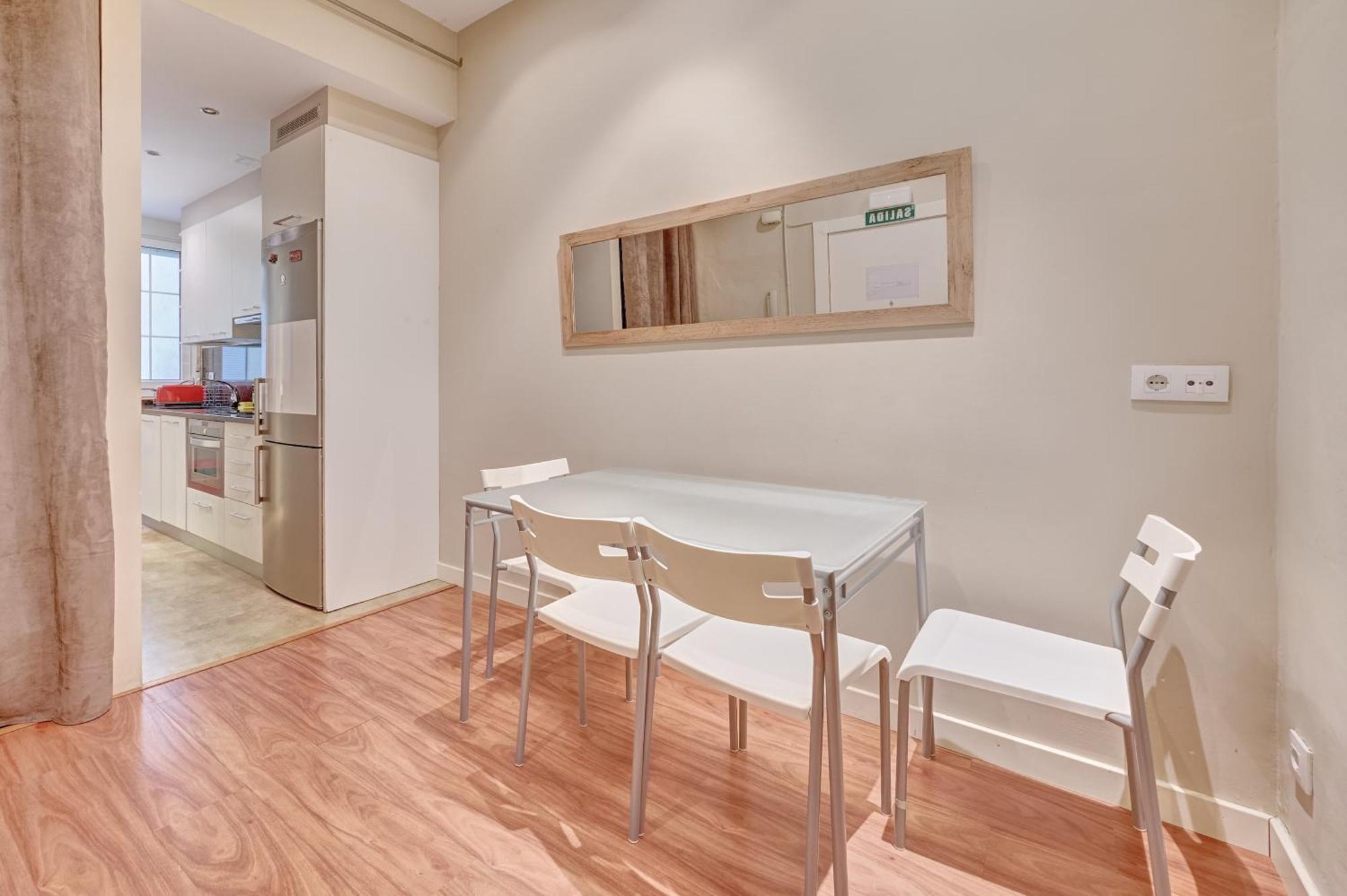 Curia 6 By Clabao Apartment Pamplona Bagian luar foto